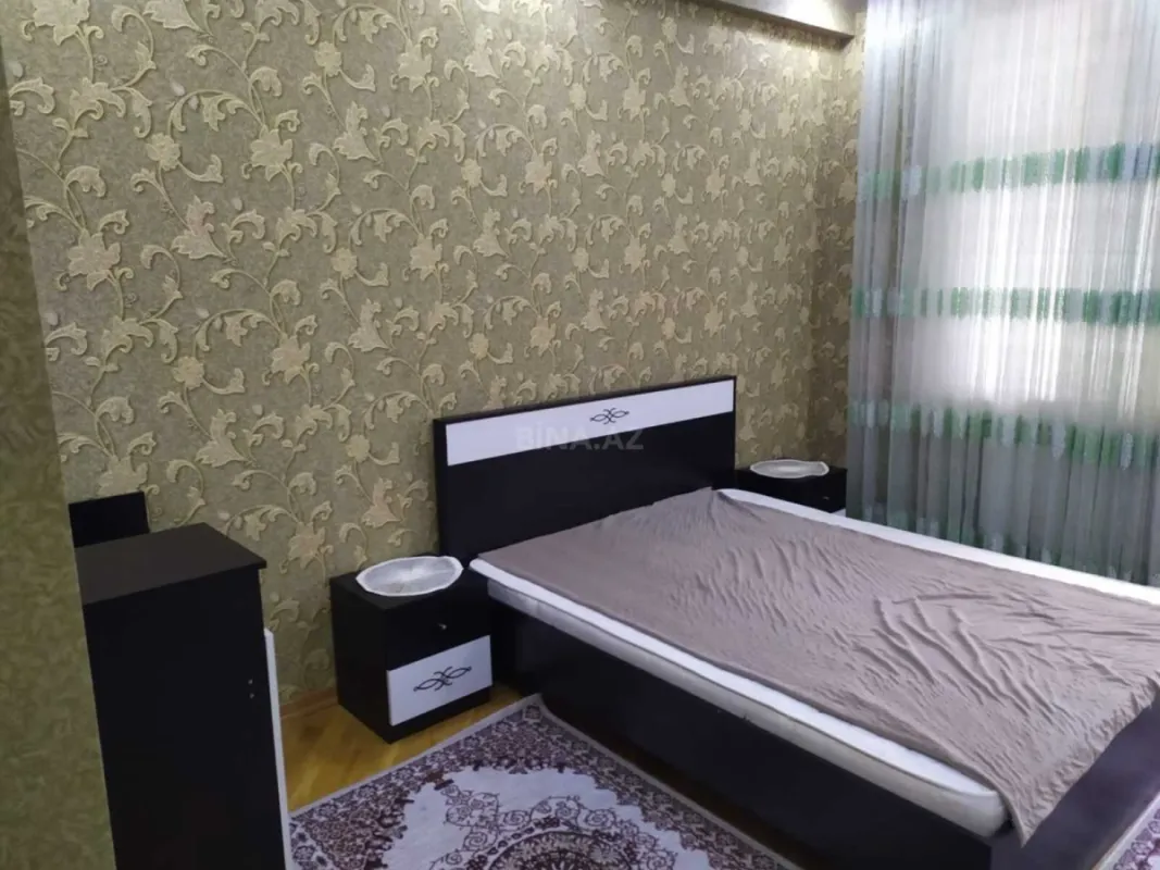 Kirayə verilir 2 otaqlı mənzil 80 m²