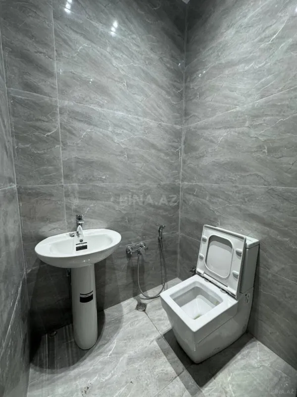 Kirayə verilir 5 otaqlı ofis 180 m²