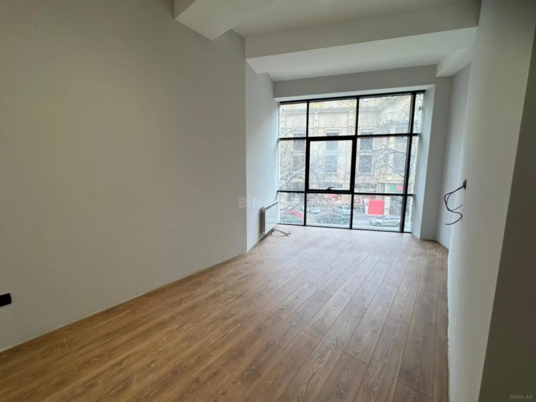 Kirayə verilir 5 otaqlı ofis 180 m²