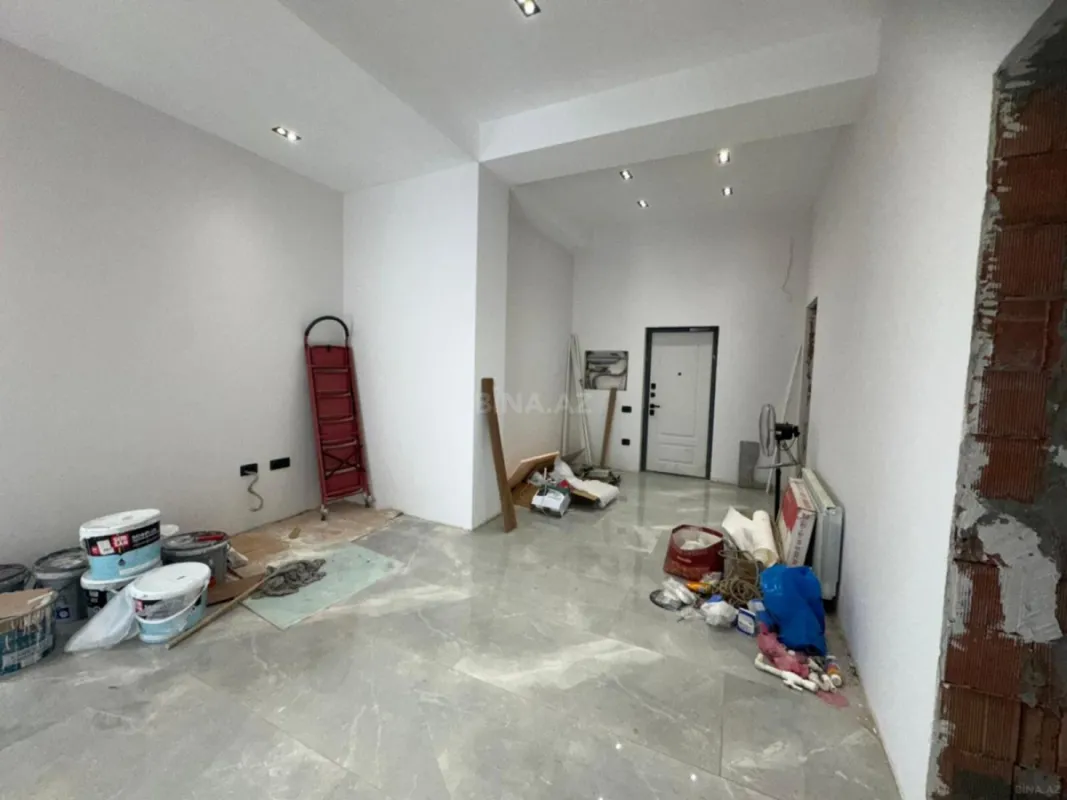 Kirayə verilir 5 otaqlı ofis 180 m²