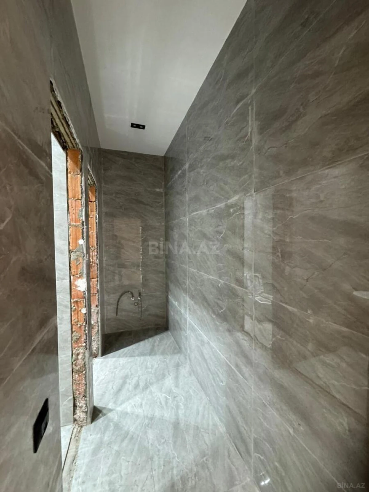 Kirayə verilir 5 otaqlı ofis 180 m²