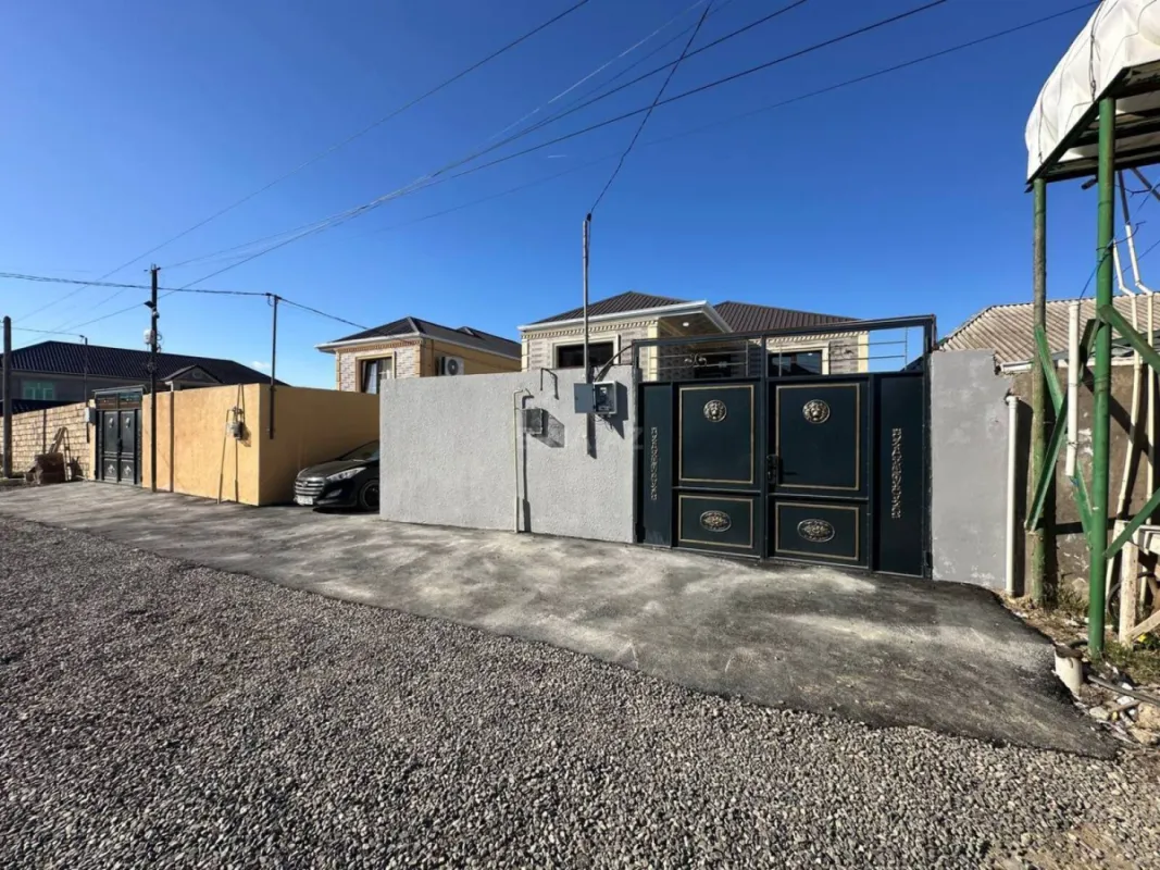 Satılır 4 otaqlı həyət evi 80 m²