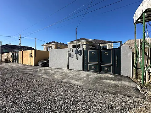 Satılır 4 otaqlı həyət evi 80 m²