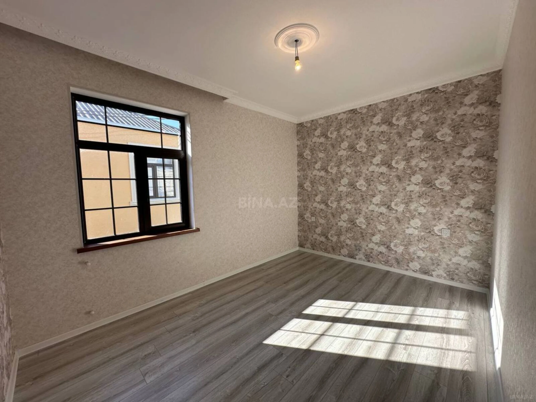 Satılır 4 otaqlı həyət evi 80 m²