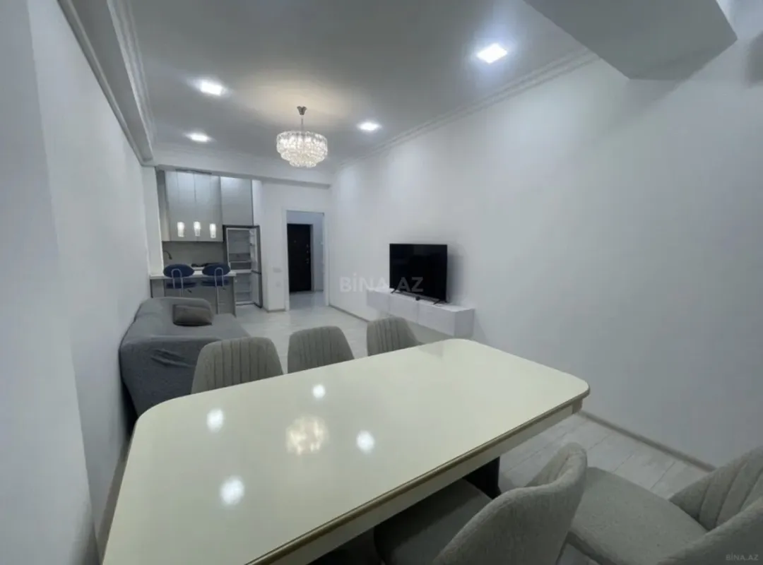 Kirayə verilir 2 otaqlı mənzil 60 m²