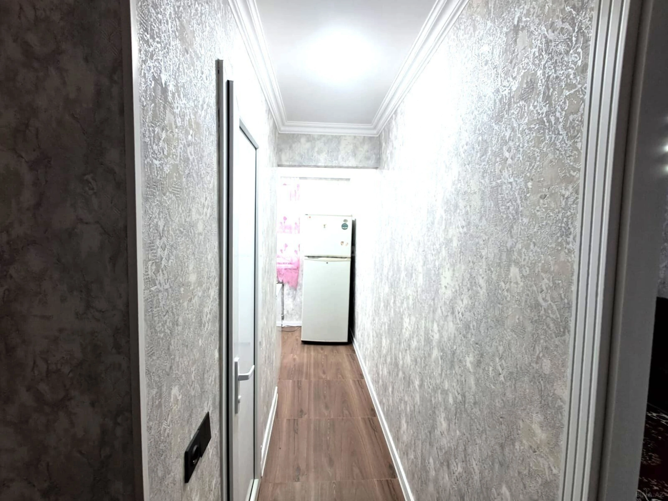 Kirayə verilir 2 otaqlı mənzil 60 m²