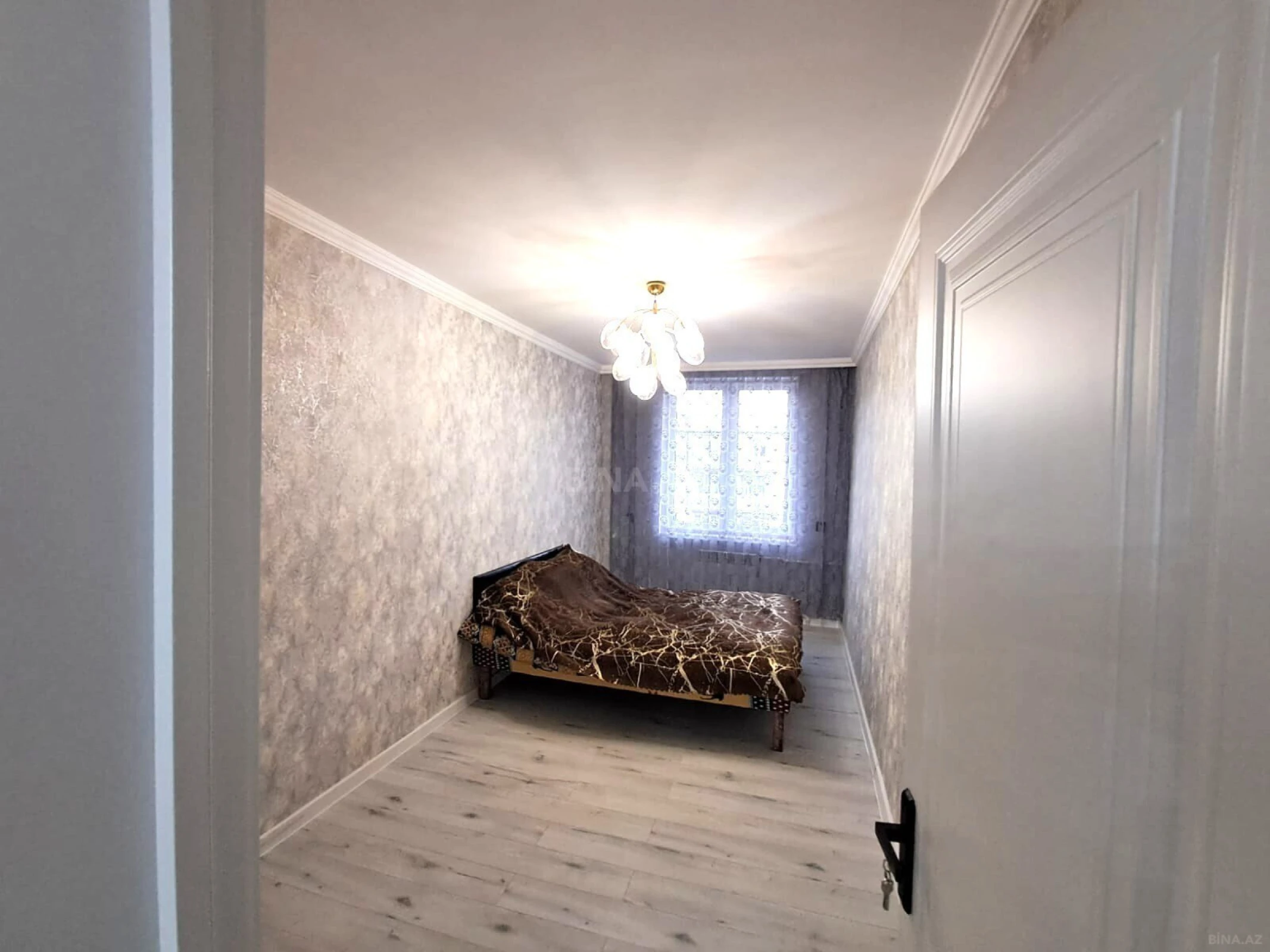 Kirayə verilir 2 otaqlı mənzil 60 m²