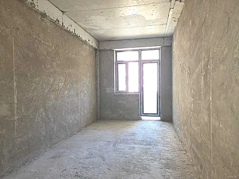 Satılır 3 otaqlı mənzil 148 m²