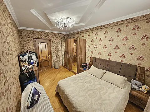 Satılır 3 otaqlı mənzil 120 m²