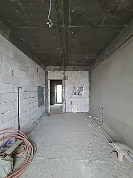 Satılır 4 otaqlı mənzil 140 m²