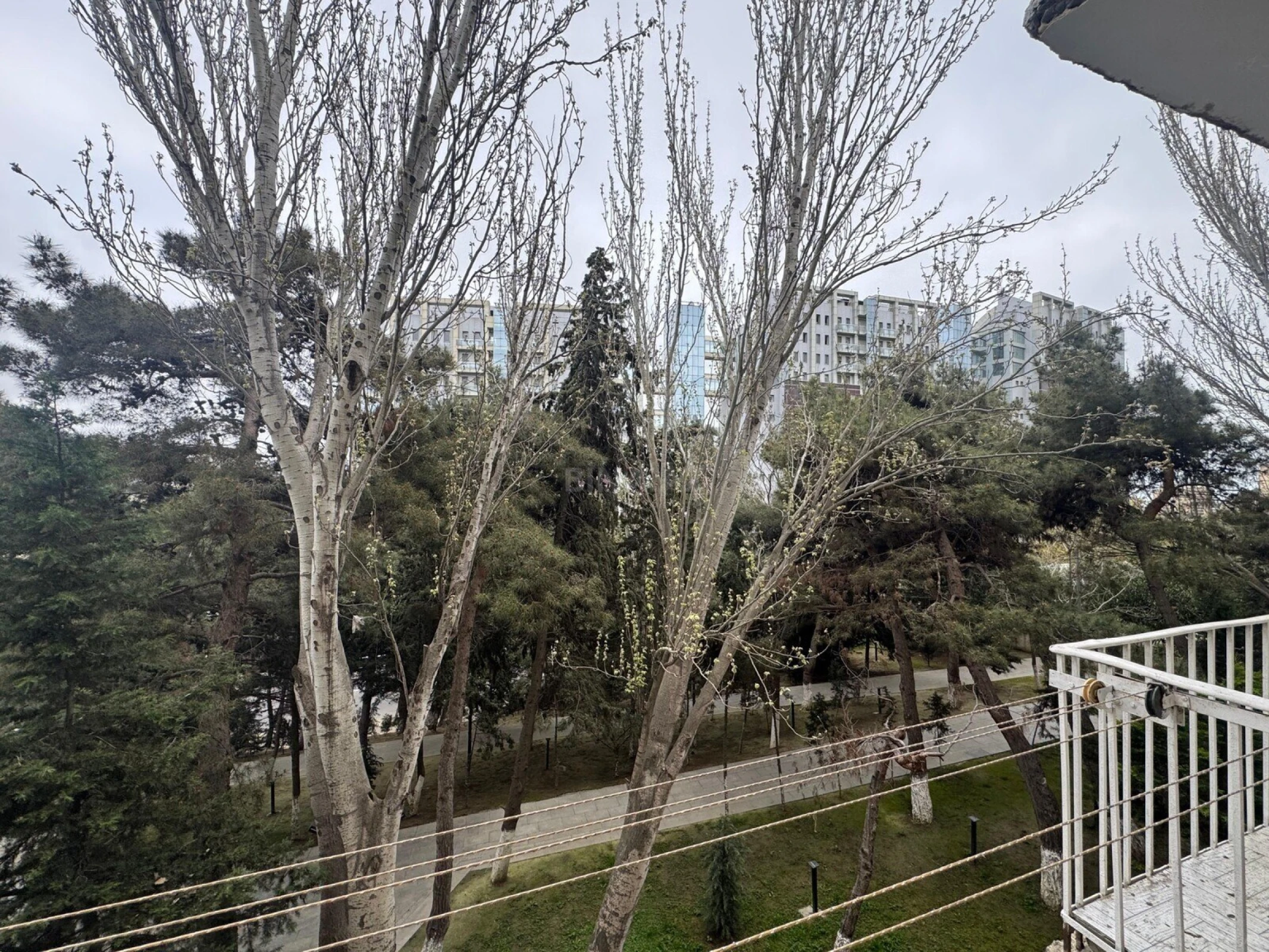 Satılır 3 otaqlı mənzil 75 m²