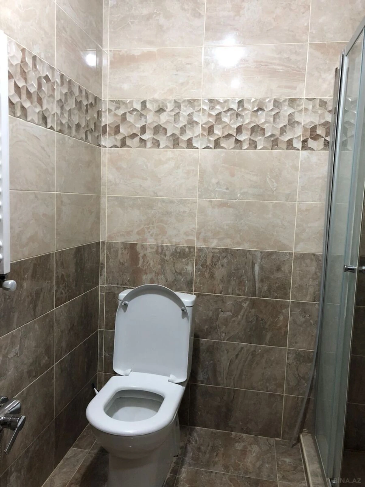 Satılır 1 otaqlı mənzil 42 m²