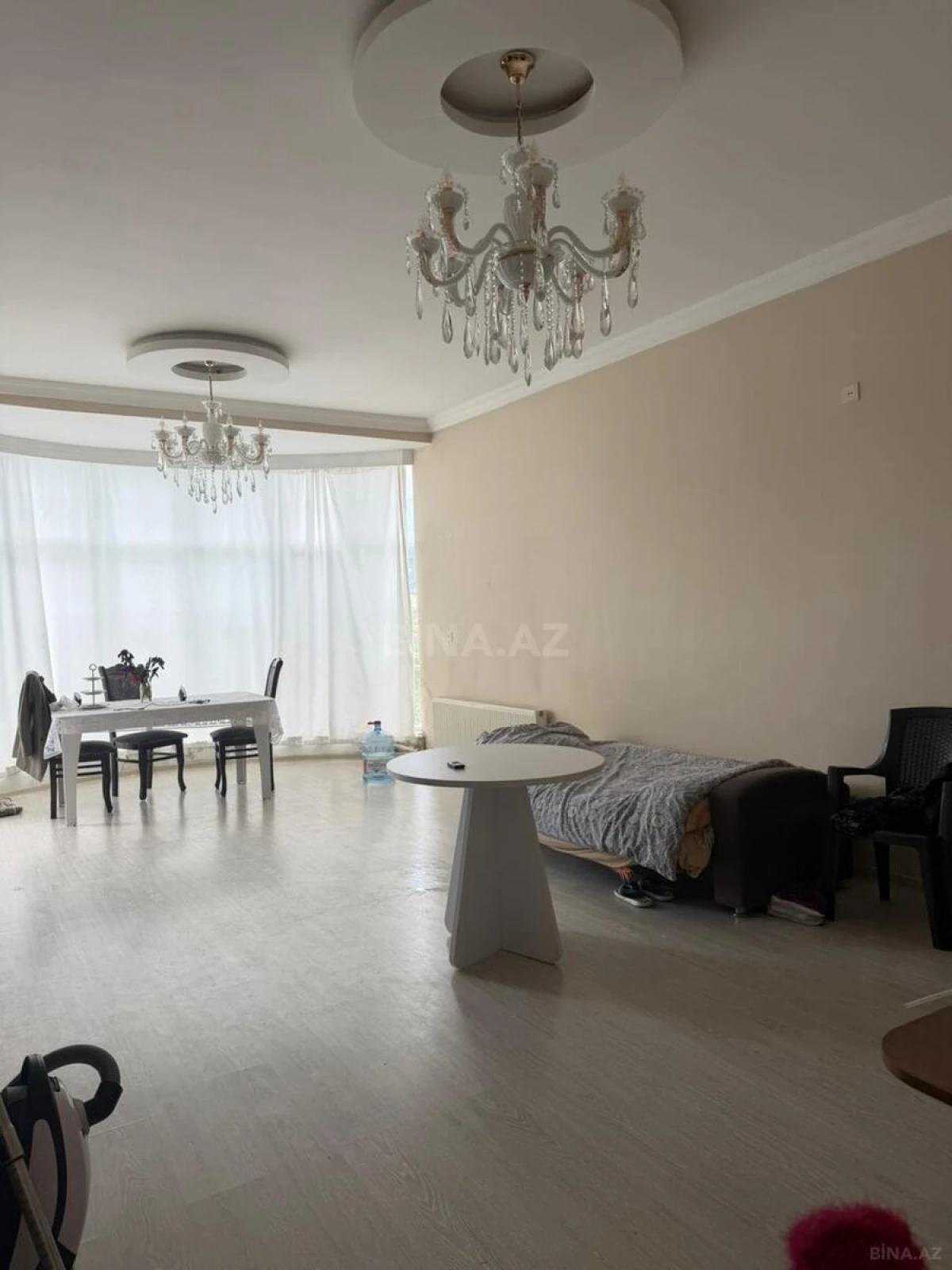 Satılır 5 otaqlı həyət evi 185 m²