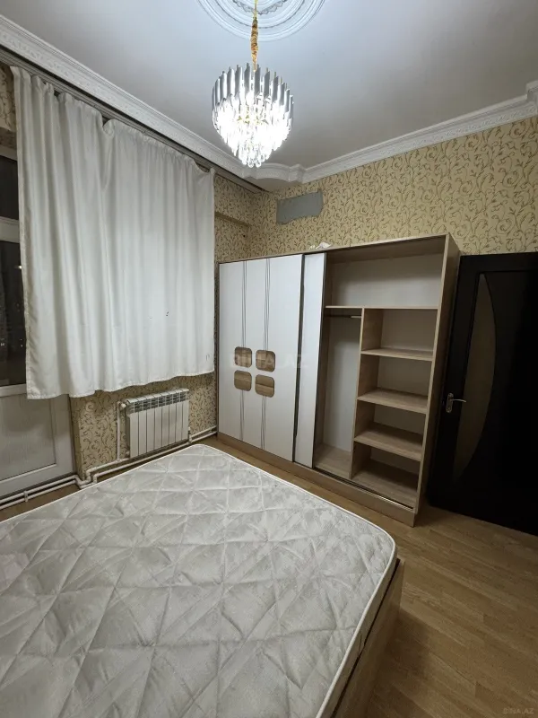 Satılır 2 otaqlı mənzil 70 m²