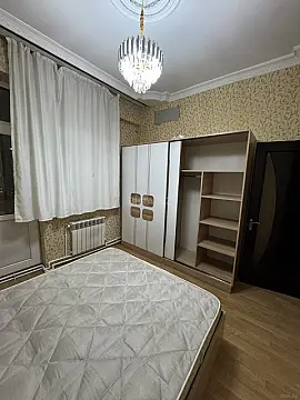 Satılır 2 otaqlı mənzil 70 m²