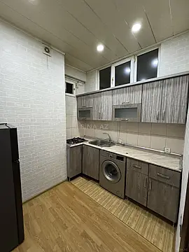 Satılır 2 otaqlı mənzil 70 m²