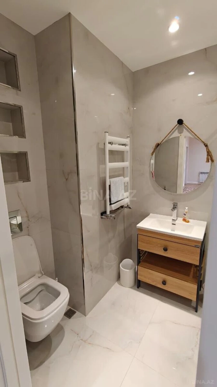 Kirayə verilir 3 otaqlı mənzil 130 m²