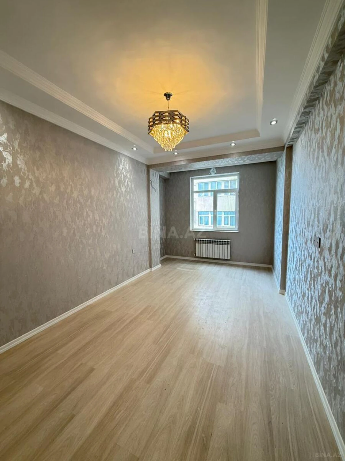 Satılır 3 otaqlı mənzil 84 m²