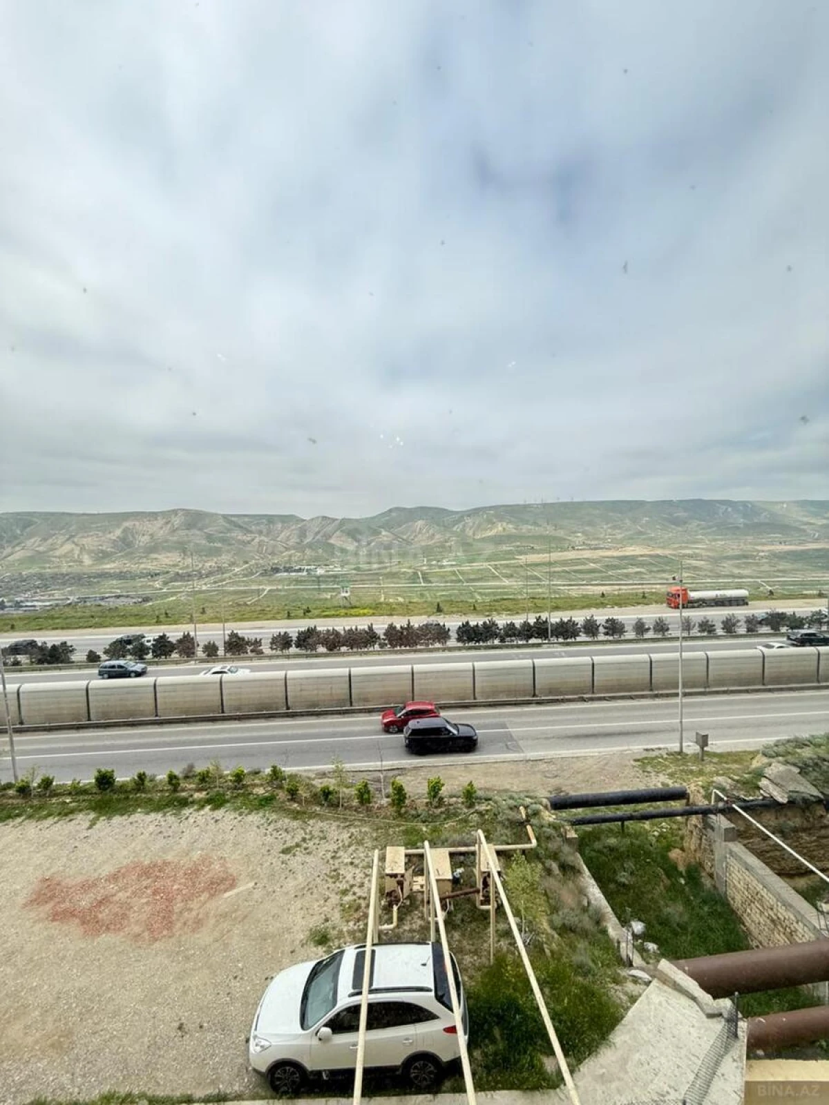 Satılır 3 otaqlı mənzil 84 m²