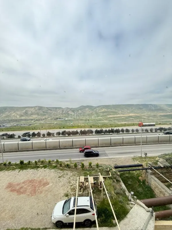 Satılır 3 otaqlı mənzil 84 m²