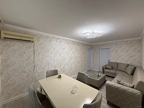 Satılır 2 otaqlı mənzil 55 m²