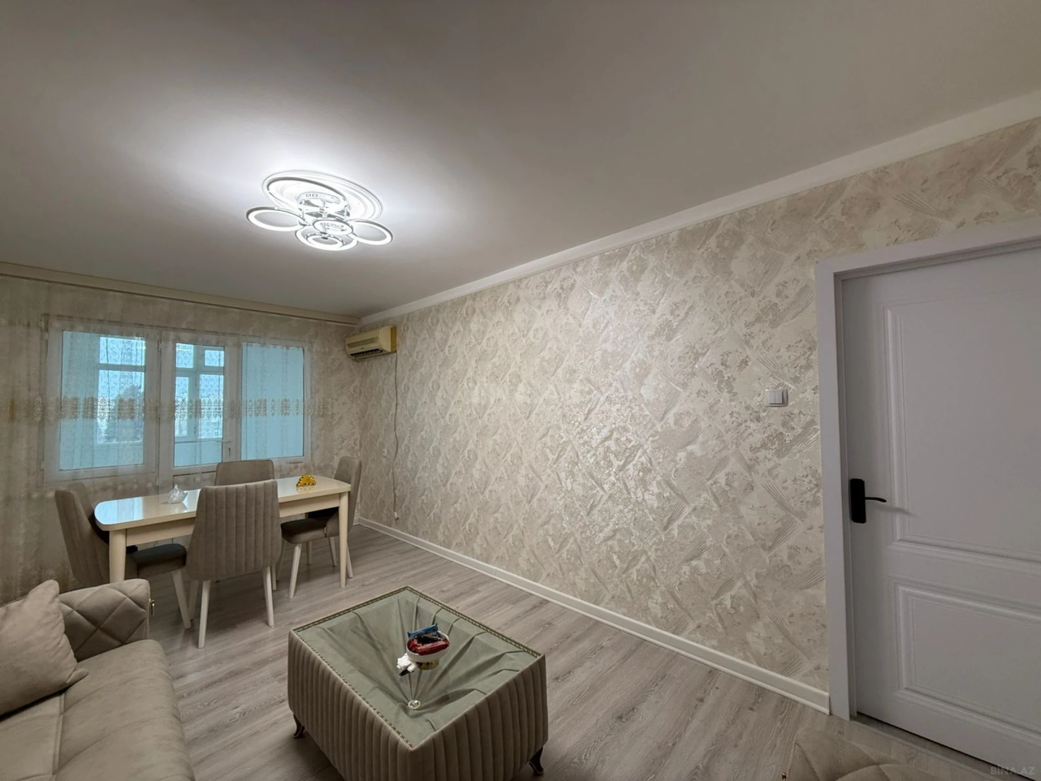 Satılır 2 otaqlı mənzil 55 m²