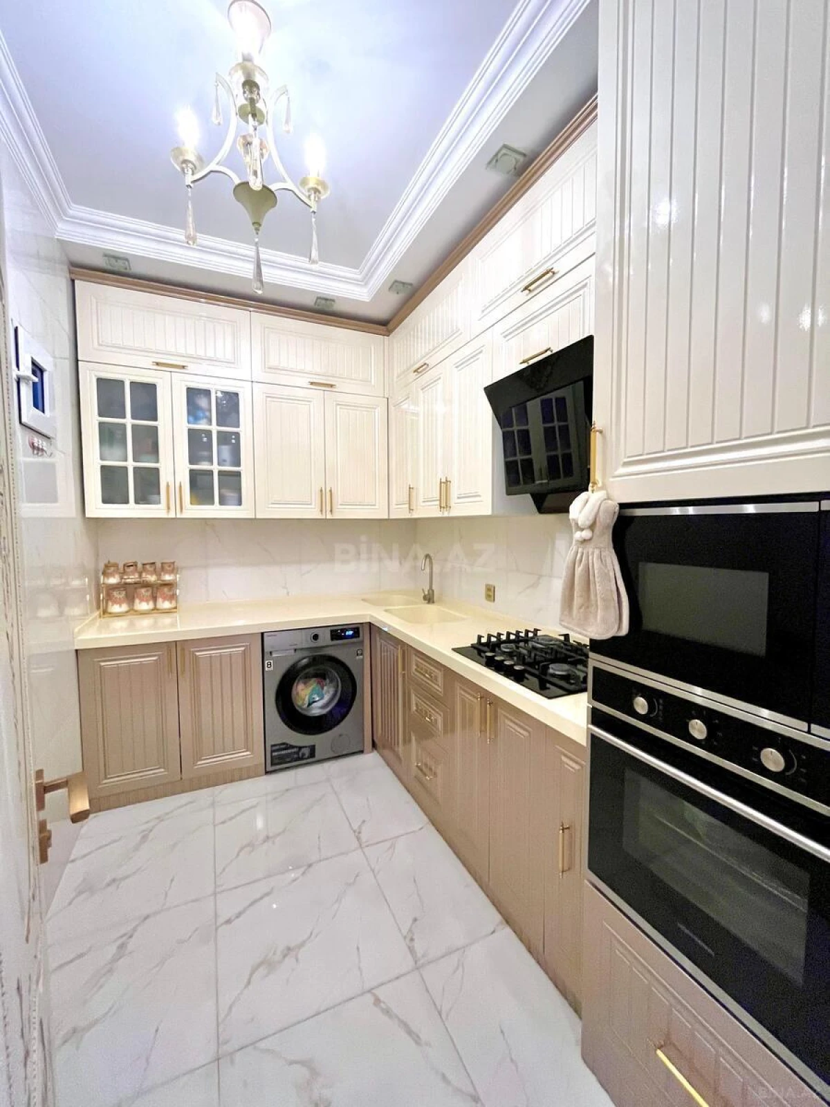 Satılır 2 otaqlı mənzil 90 m²