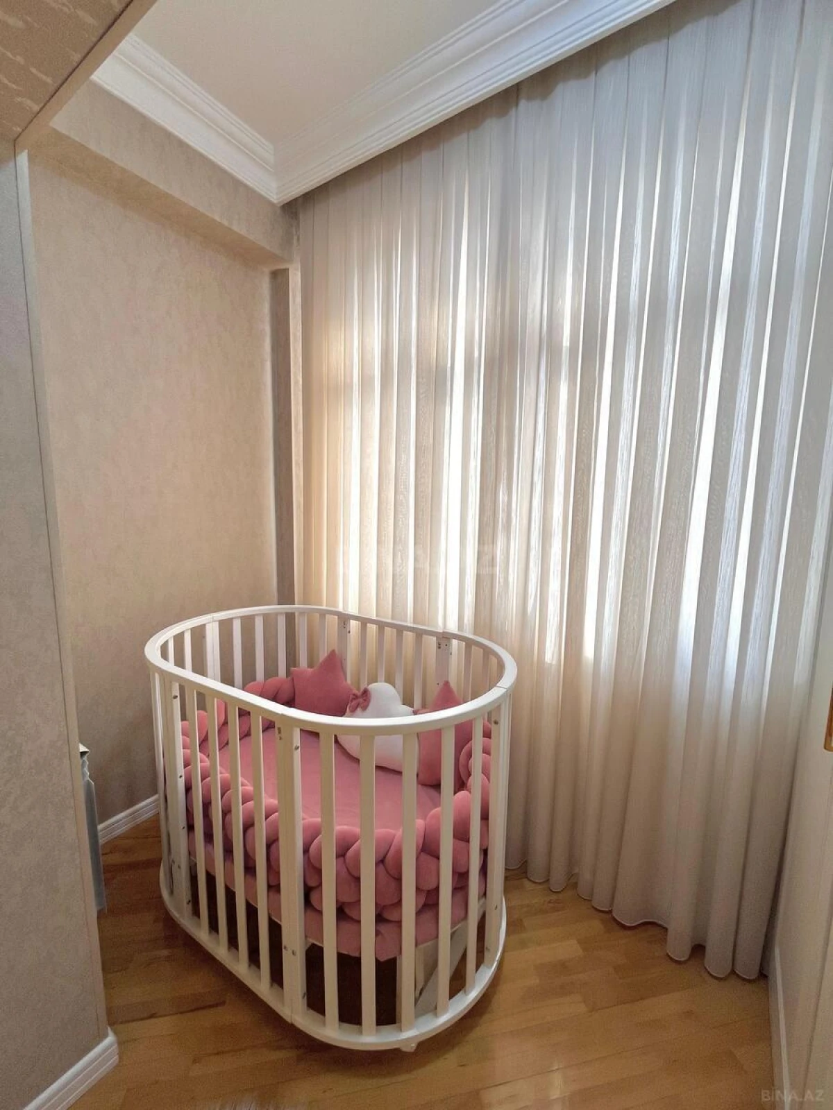 Satılır 2 otaqlı mənzil 90 m²