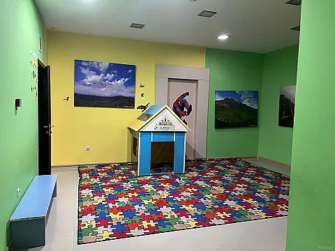 Kirayə verilir 10 otaqlı həyət evi 770 m²