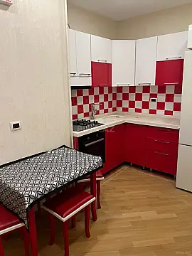 Kirayə verilir 2 otaqlı mənzil 52 m²