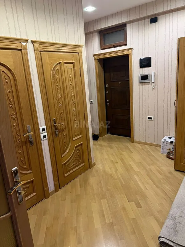 Kirayə verilir 2 otaqlı mənzil 52 m²