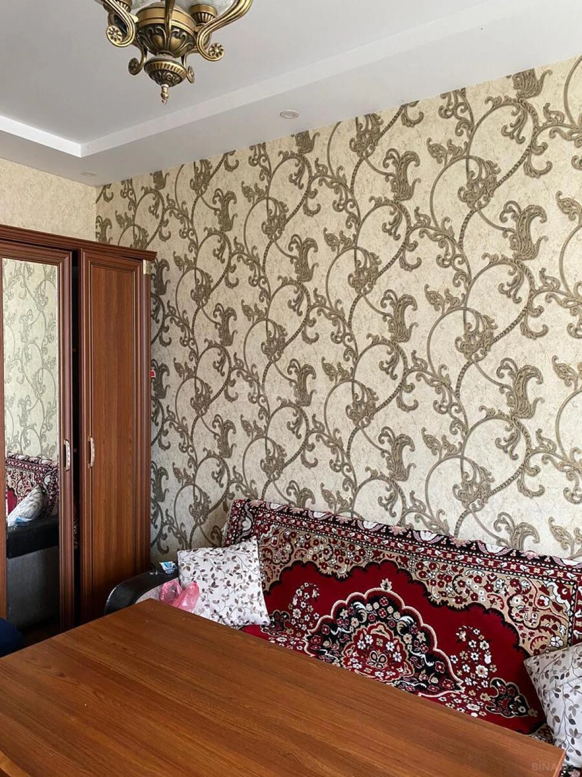 Kirayə verilir 2 otaqlı mənzil 60 m²