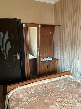 Kirayə verilir 2 otaqlı mənzil 60 m²