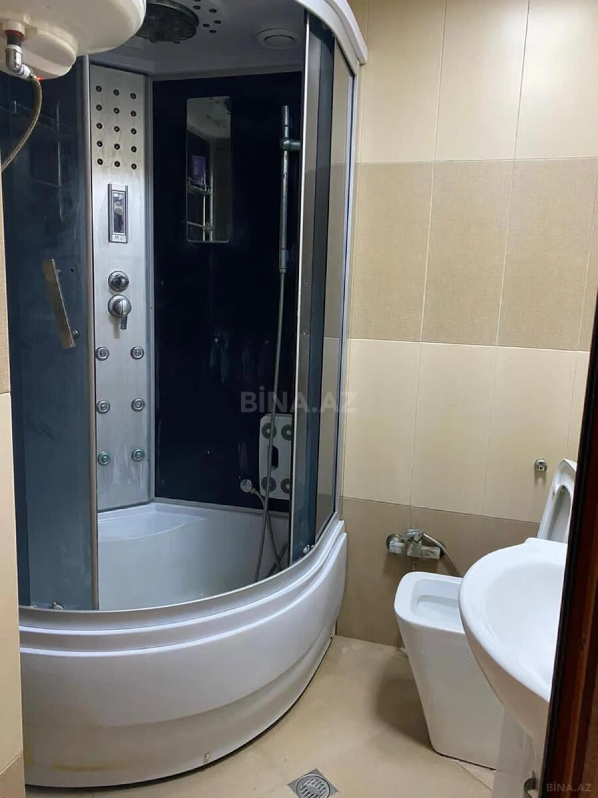 Kirayə verilir 2 otaqlı mənzil 60 m²