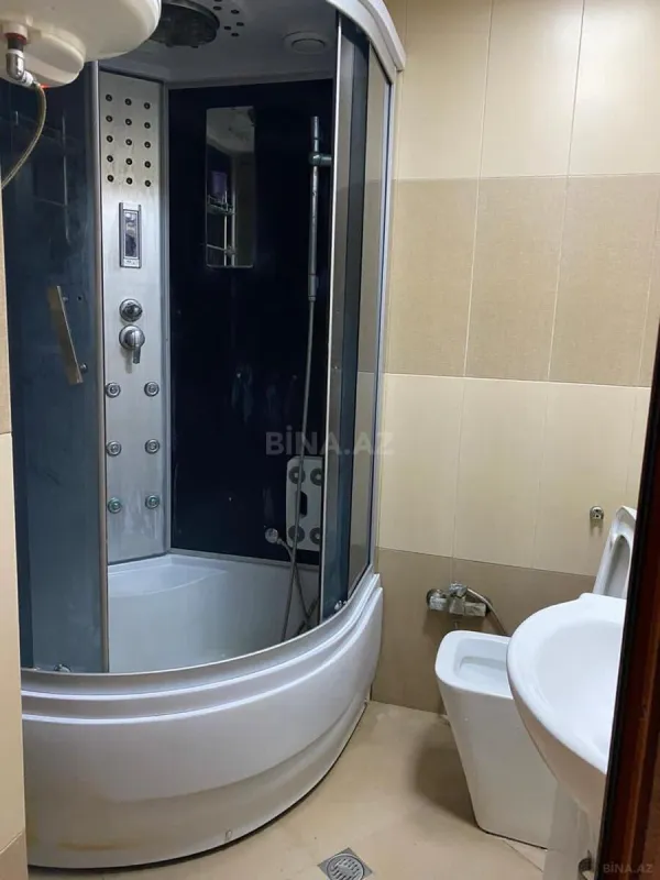 Kirayə verilir 2 otaqlı mənzil 60 m²