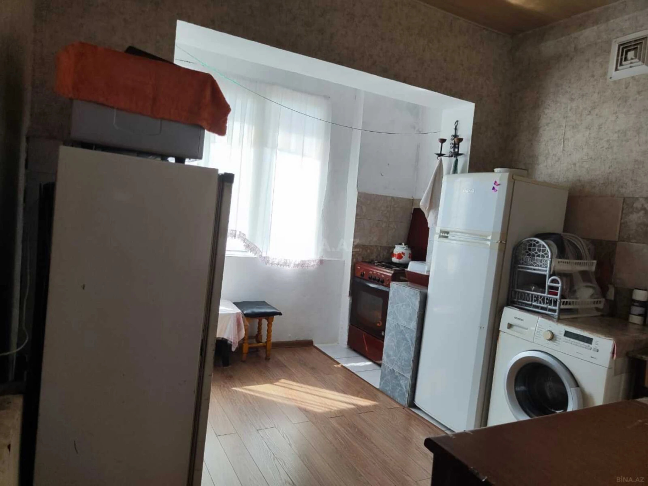 Satılır 3 otaqlı mənzil 82 m²