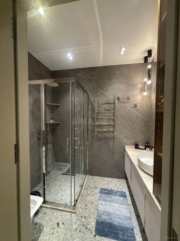 Kirayə verilir 3 otaqlı mənzil 110 m²