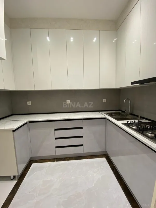 Satılır 2 otaqlı mənzil 63 m²