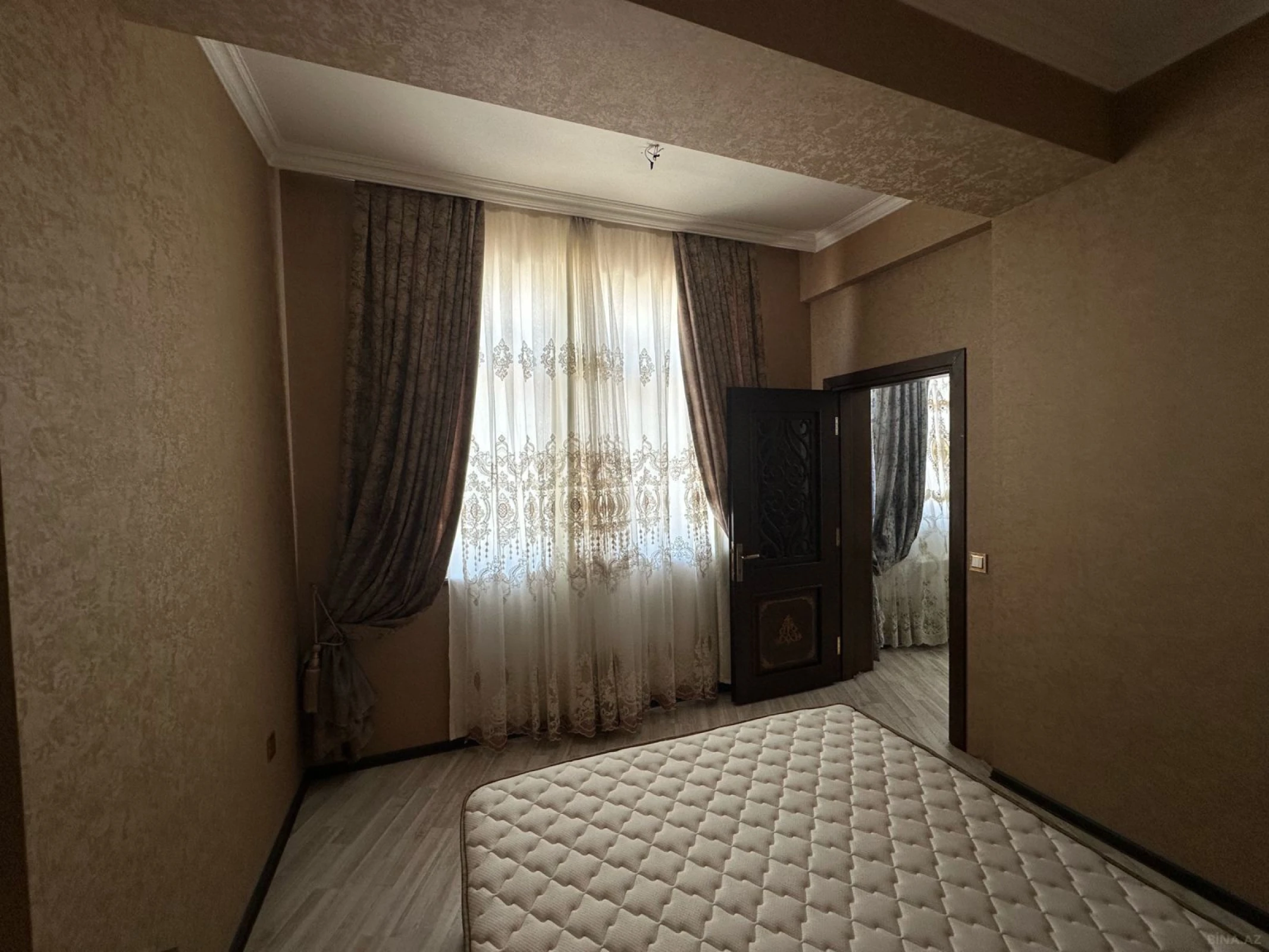 Kirayə verilir 3 otaqlı mənzil 95 m²