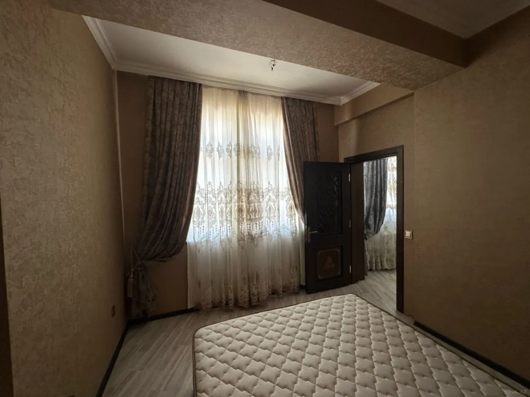 Kirayə verilir 3 otaqlı mənzil 95 m²