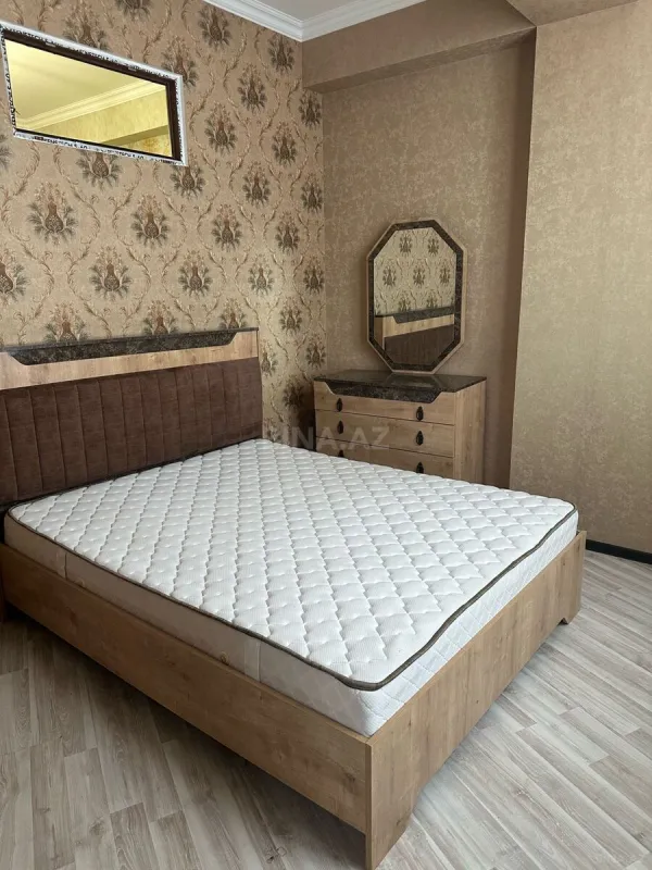 Kirayə verilir 3 otaqlı mənzil 95 m²