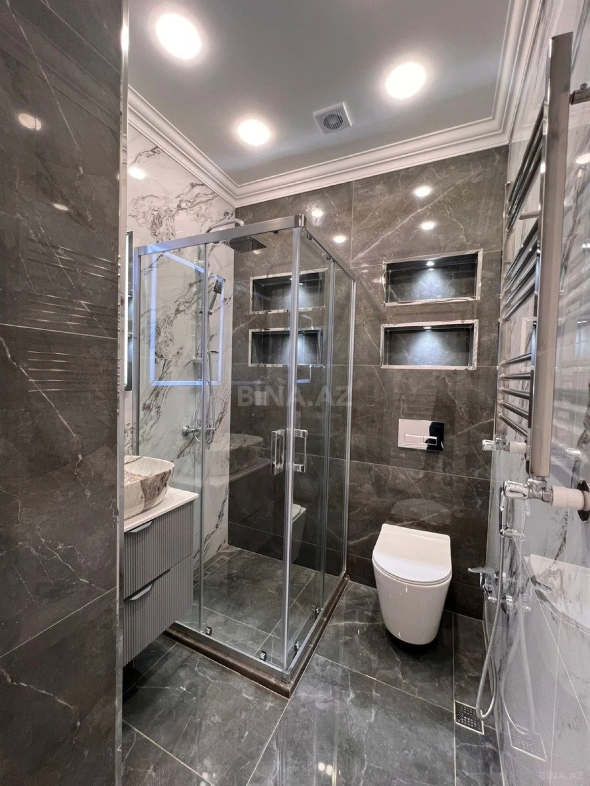 Satılır 2 otaqlı mənzil 57 m²