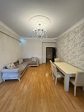 Satılır 2 otaqlı mənzil 70 m²