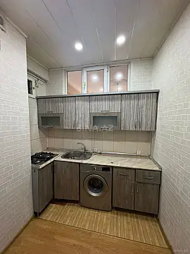 Satılır 2 otaqlı mənzil 70 m²