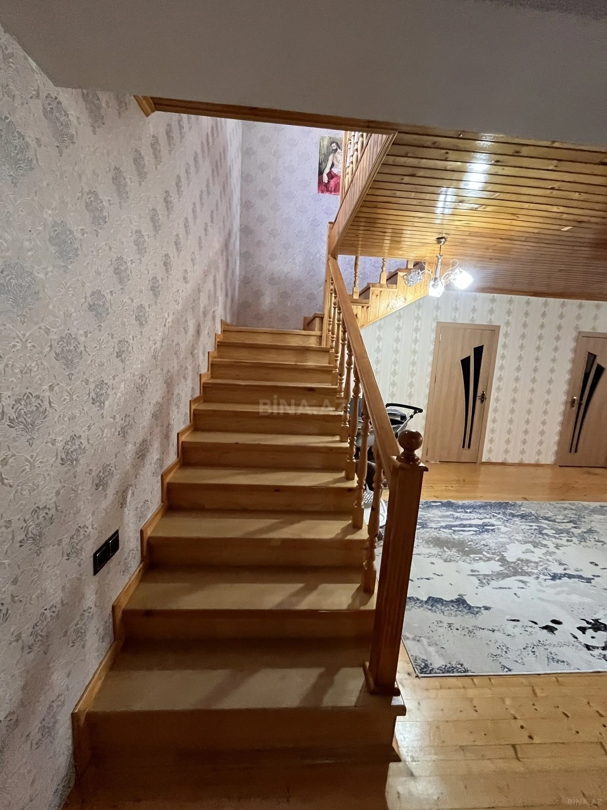 Satılır 6 otaqlı həyət evi 230 m²