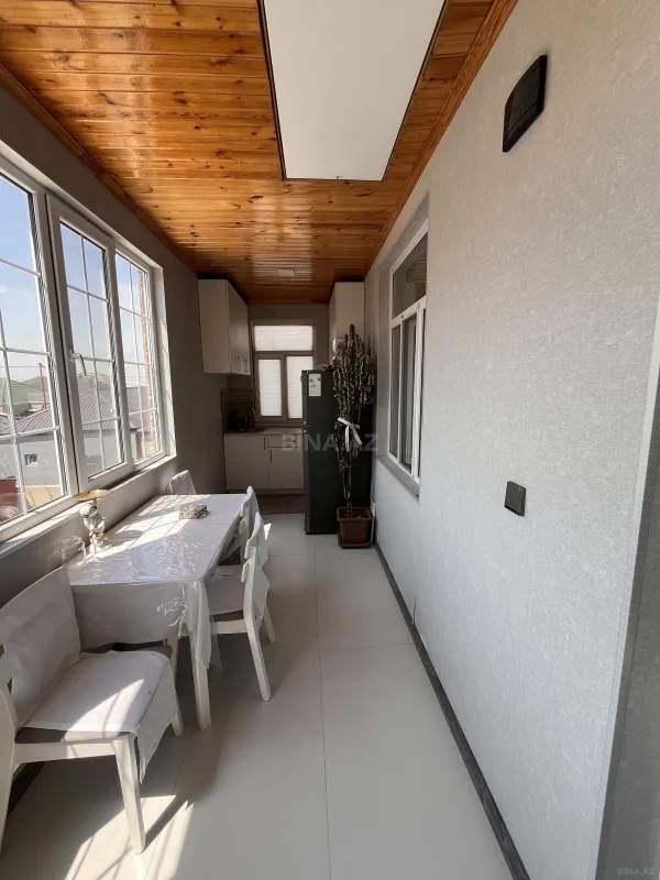 Satılır 6 otaqlı həyət evi 230 m²