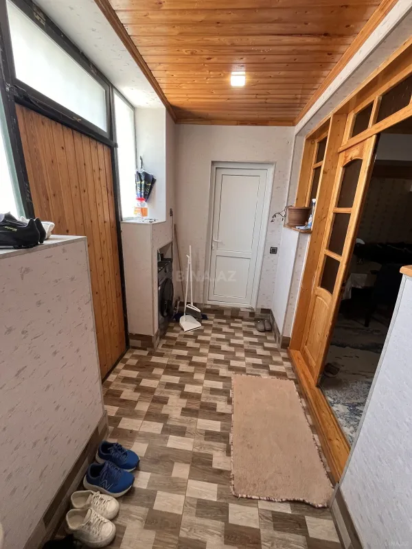 Satılır 6 otaqlı həyət evi 230 m²