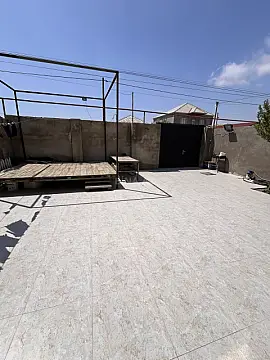 Satılır 6 otaqlı həyət evi 230 m²