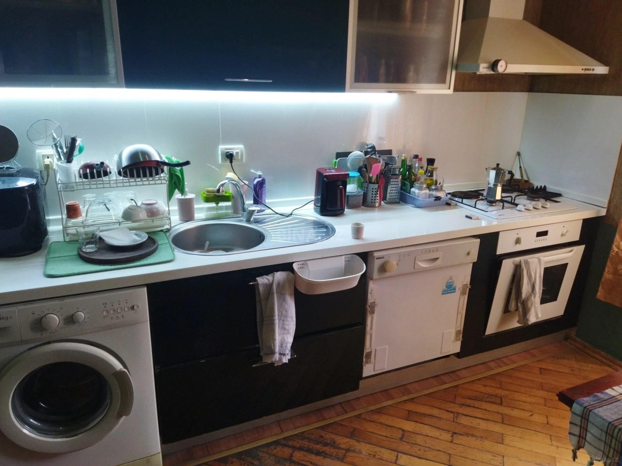 Kirayə verilir 3 otaqlı mənzil 80 m²