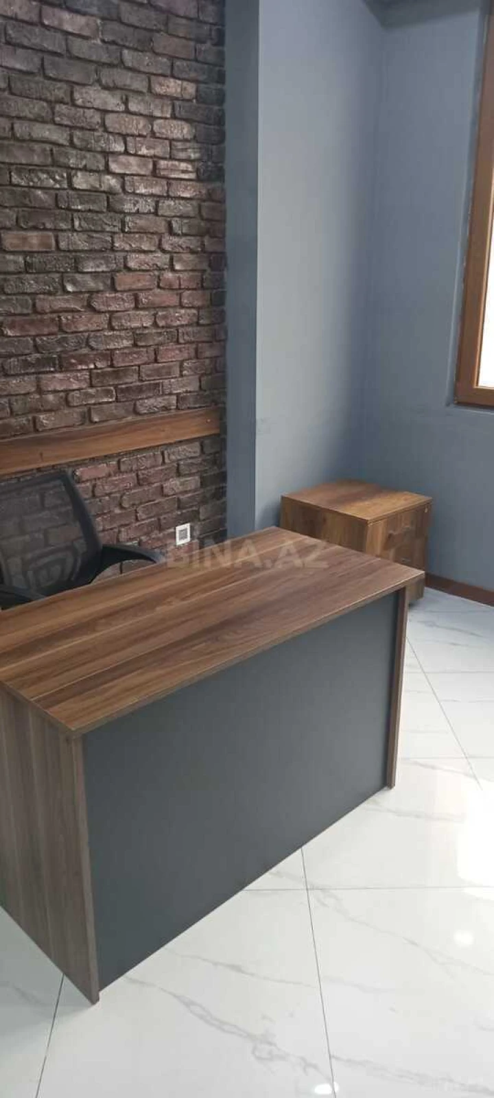 Kirayə verilir 3 otaqlı ofis 80 m²